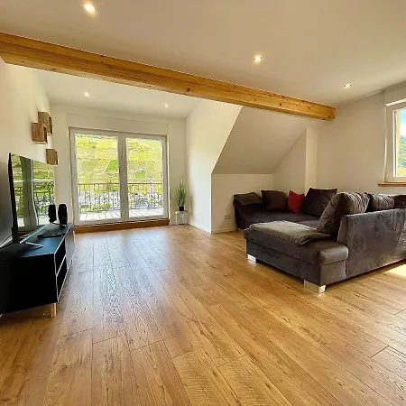 Sky Apartment, Sauna, Blick Zur Mosel, Grosser Balkon, Kaffeemaschine, Smart Tv 첼 안 데어 모젤
