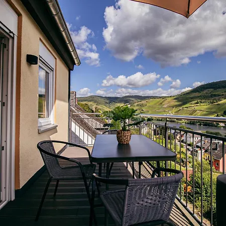 Sky Apartment, Sauna, Blick Zur Mosel, Grosser Balkon, Kaffeemaschine, Smart Tv 아파트 첼 안 데어 모젤
