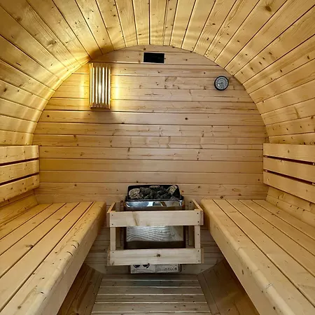 Sky Apartment, Sauna, Blick Zur Mosel, Grosser Balkon, Kaffeemaschine, Smart Tv * 摩泽尔河畔的泽尔