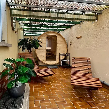 아파트 Sky Apartment, Sauna, Blick Zur Mosel, Grosser Balkon, Kaffeemaschine, Smart Tv 첼 안 데어 모젤
