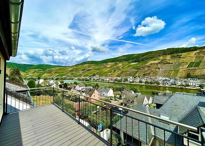 Appartamento Sky Apartment, Sauna, Blick Zur Mosel, Grosser Balkon, Kaffeemaschine, Smart Tv Zell an der Mosel